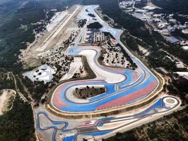 L'Auberge Du Camp Le Castellet  Πανδοχείο Le Castellet (Var)